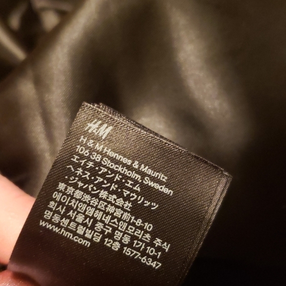 𝅺H & M galaxy  jacket  size 10 - Picture 7 of 12